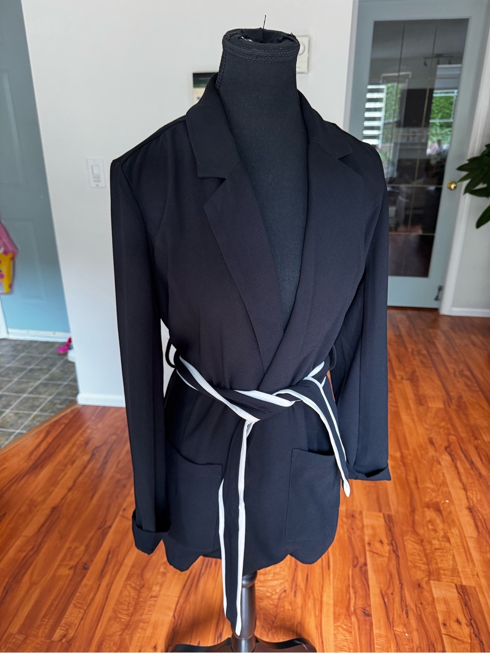 Ricki's Black Blazer with Contrasting White Tie Belt